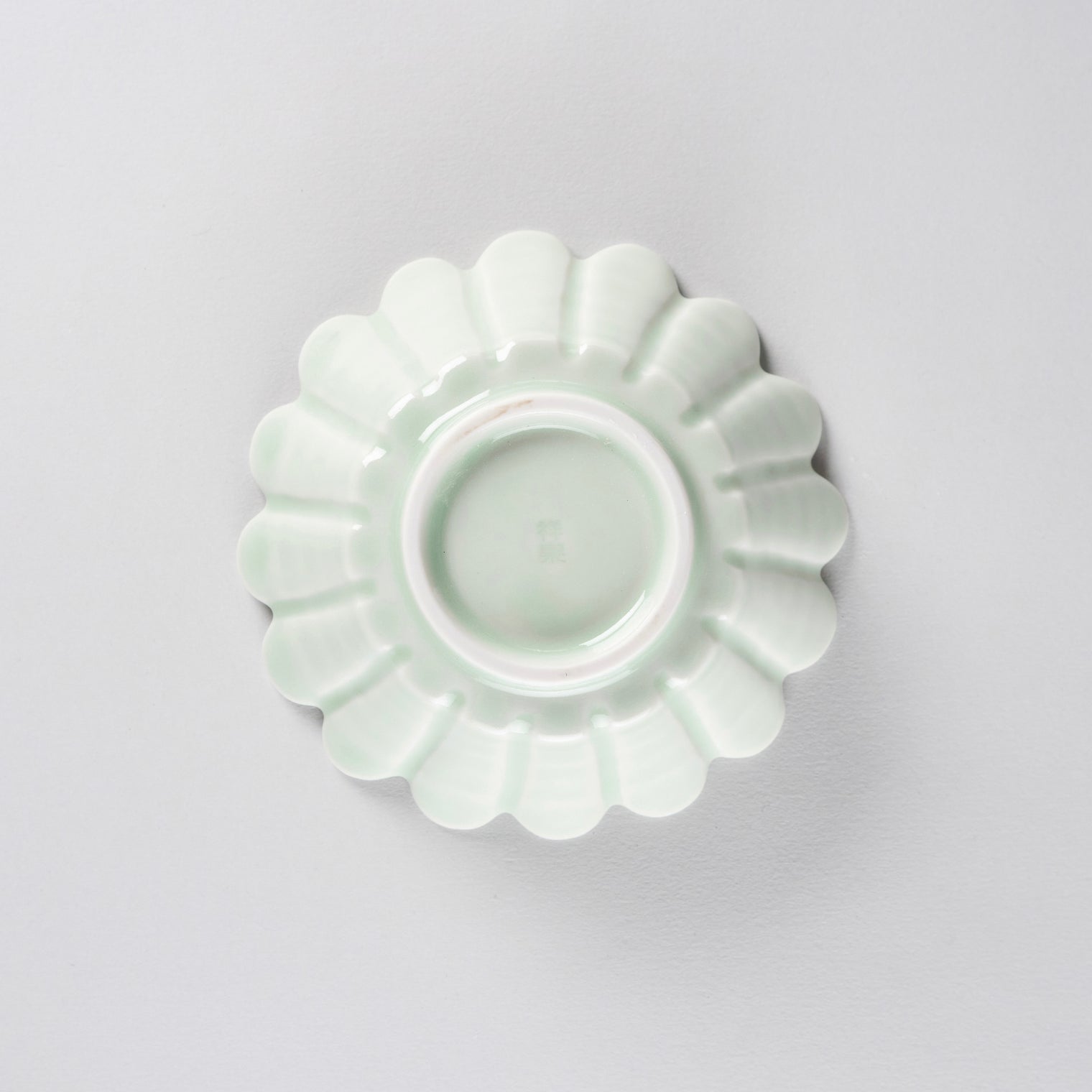 Hiwa Light Green Flower Bowl, 13.5cm x 13.5cm x H5cm