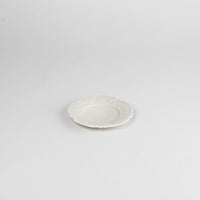 Asami Maeda Flower Arabesque Small Dish White, 10.6×1.5cm