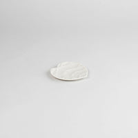 Asami Maeda Ficus Umbellata Mini Dish White, 8.5x9cm