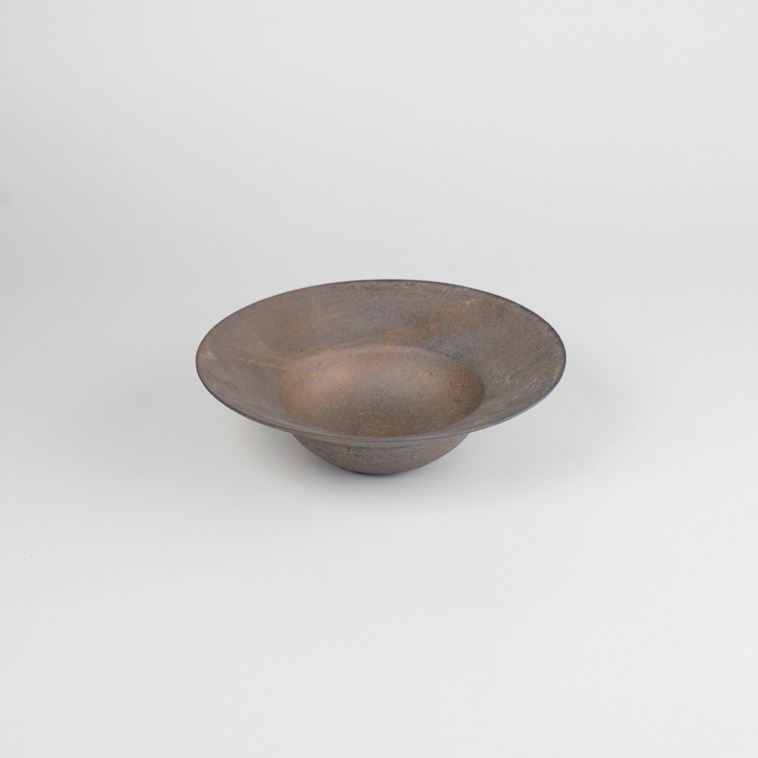ONKO Shallow Hat Plate L Bronze, 19.6x6.2cm