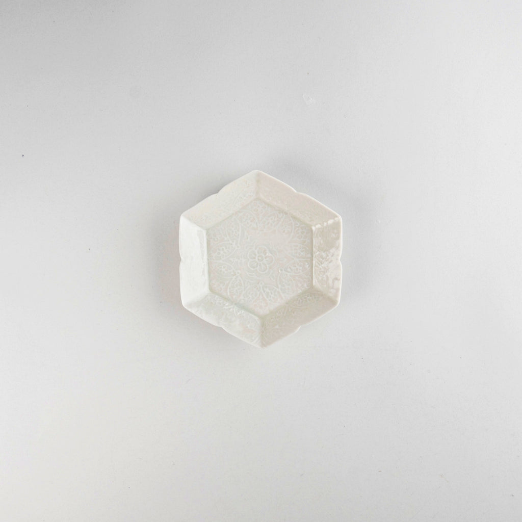 Asami Maeda Floral Shippo 4-inch Small Plate White, 13×11.6×2.2cm