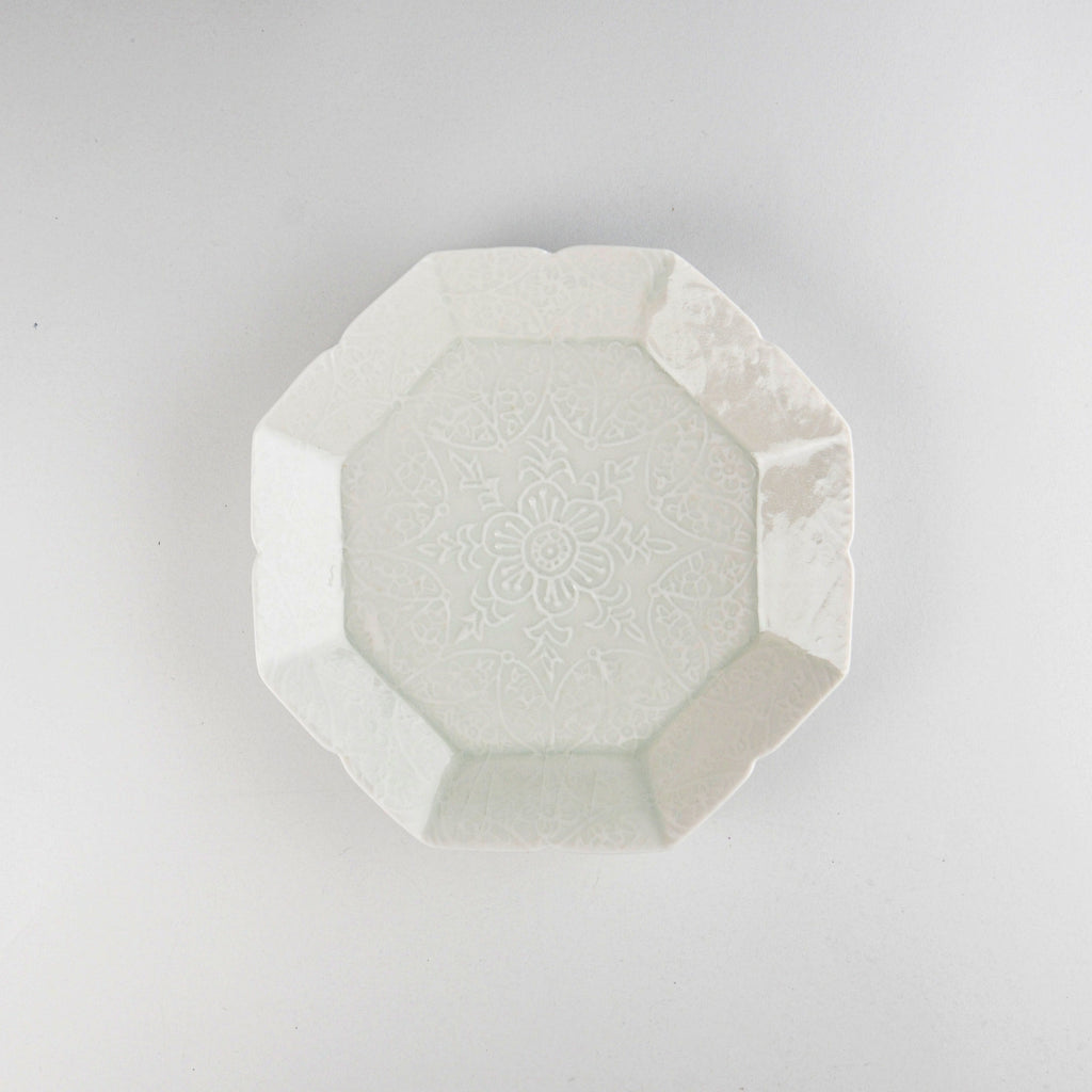 Asami Maeda Floral Shippo 7-inch Plate White, 20.5×19.4×3cm