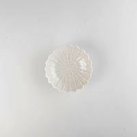 Asami Maeda Chrysanthemum Medium Bowl White, 12×3cm