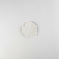 Asami Maeda Ficus Umbellata Mini Dish White, 8.5x9cm
