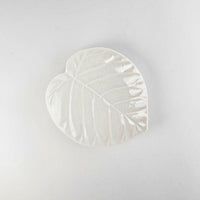 Asami Maeda Ficus Umbellata Medium Plate White, 18.7×16.3×3cm