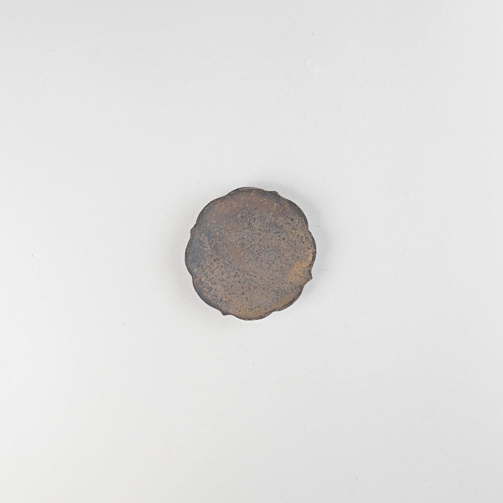 ONKO Small Plate B Bronze, 7.5x1.2cm