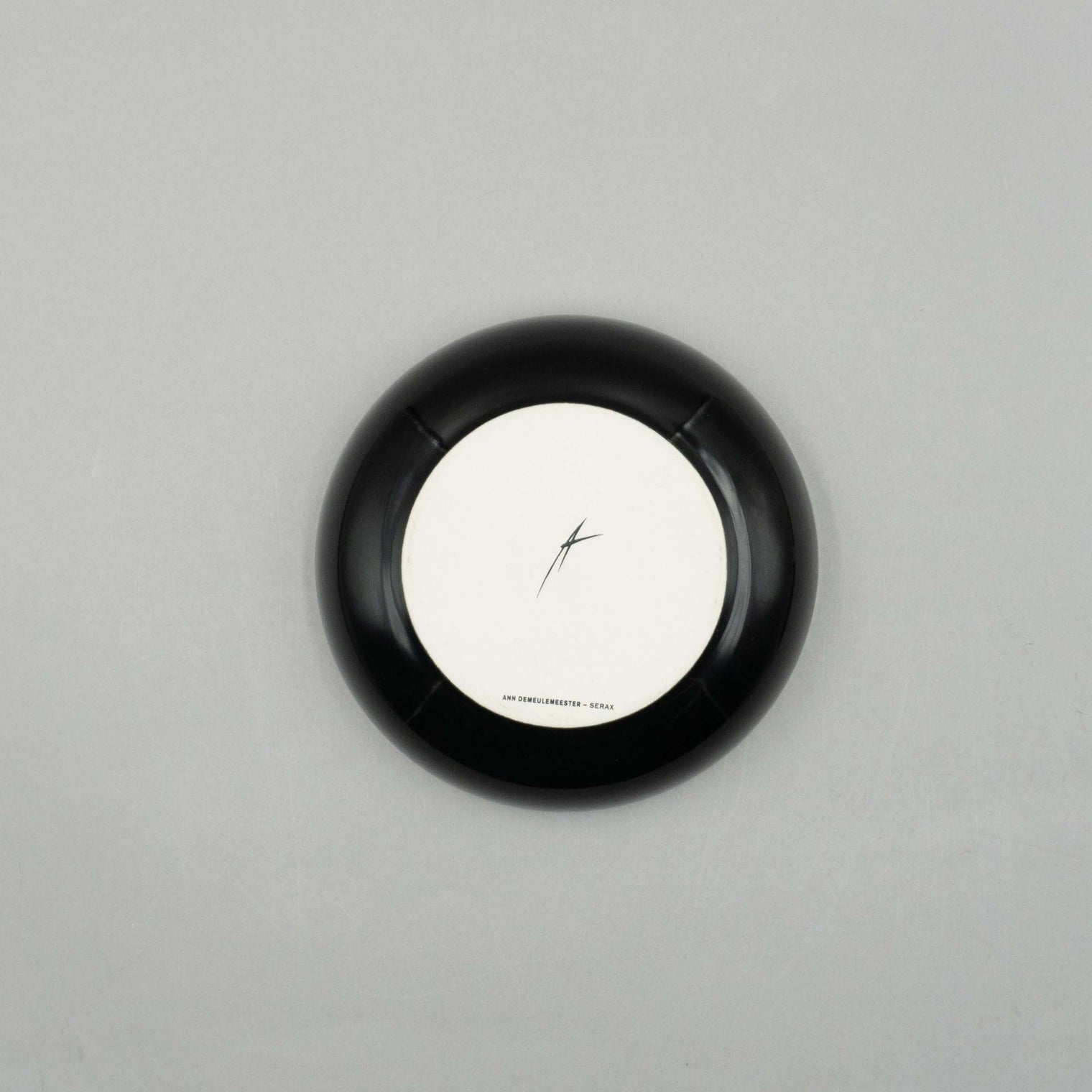 Soup Bowl, 15.5cm x 4.2cm, Dé Off-White/Black VAR B, Design by Ann Demeulemeester