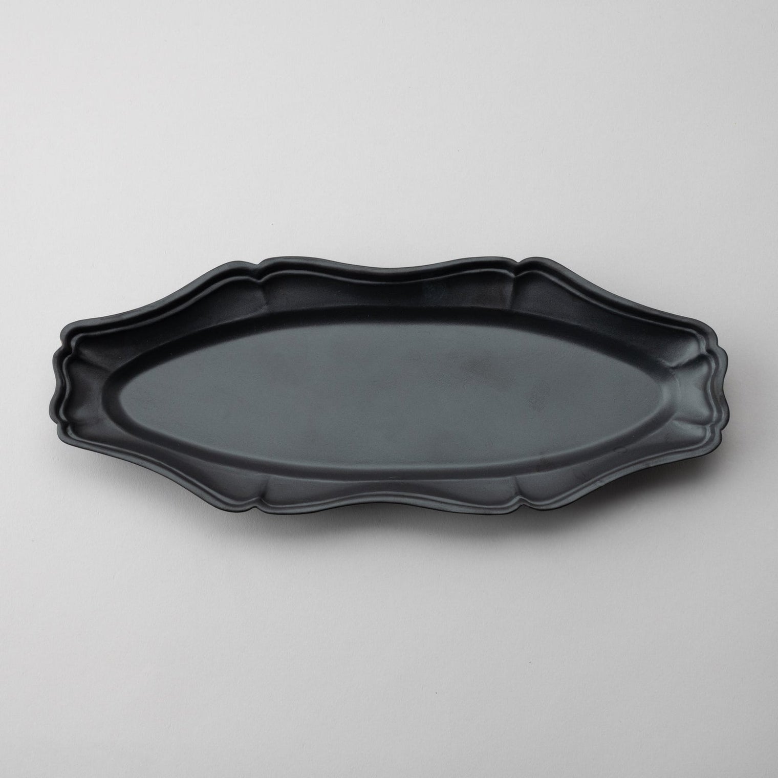 Usukiyaki, Rinka Oval Long Plate, Black