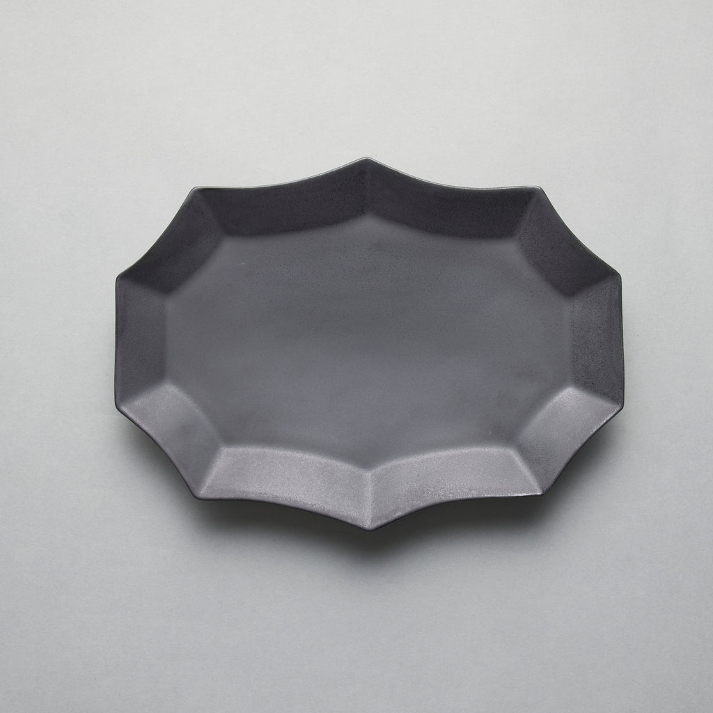 Utsuwa to Design L Deformed Plate, 26cm x 20cm, Black