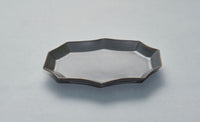 Utsuwa to Design M Deformed Plate, Olive Grey, 22cm x 16cm