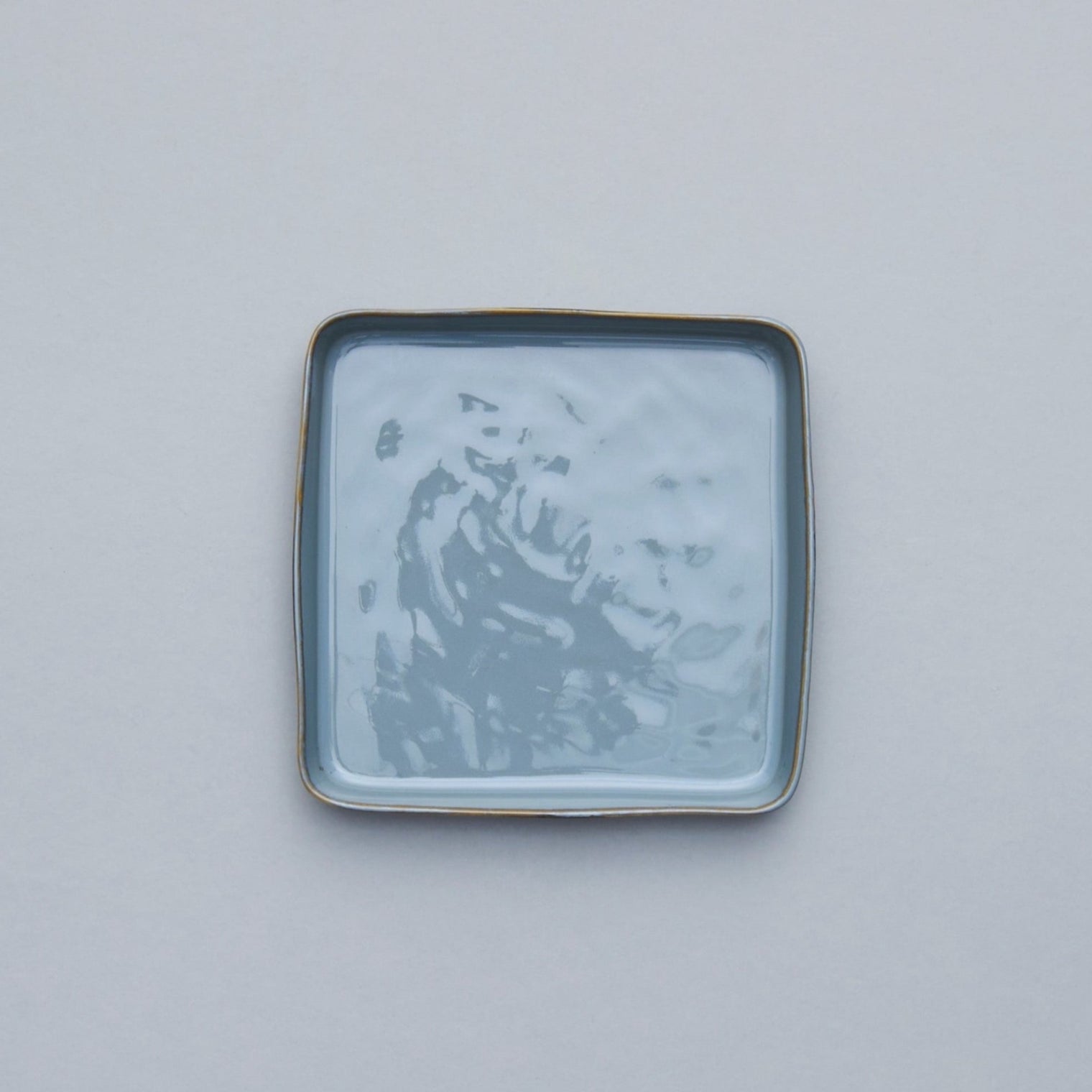 Square Plate, Smokey Blue, 18cm x 18cm x 2.4cm, Design by Anita Le Grelle