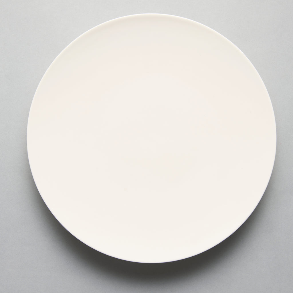 Dinner Plate, RA Off White, D28cm x H3cm, Design by Ann Demeulemeester