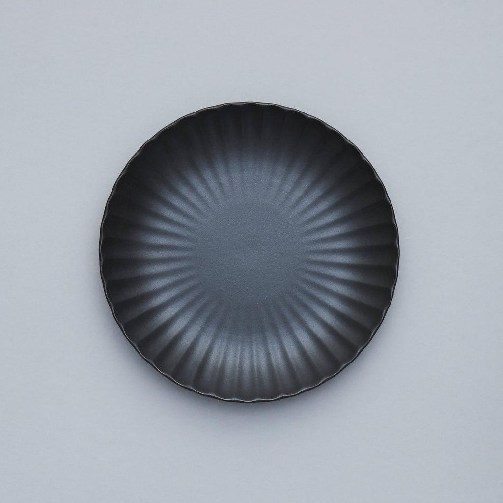 Kasumi Black Plate, 24cm