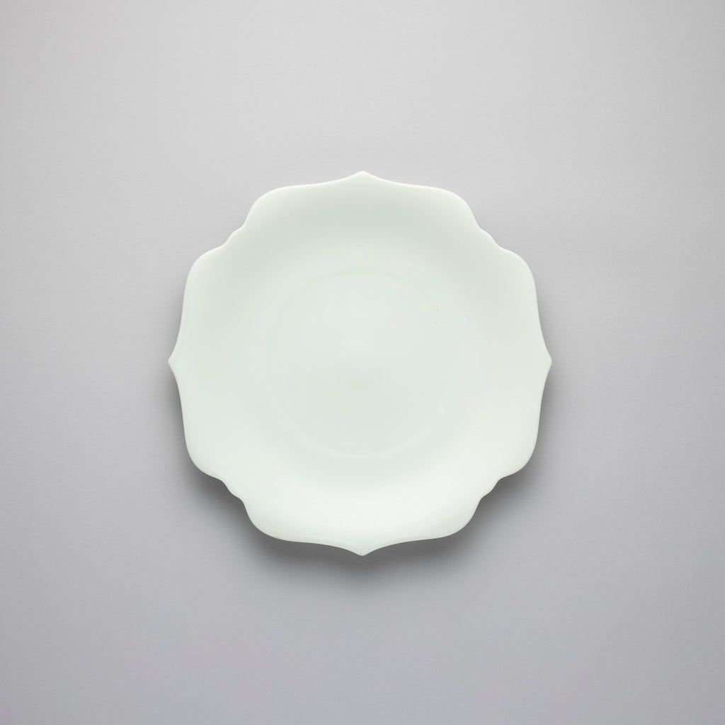 Megumi Ryoka Blue White Plate, 25.5cm x H2.9cm
