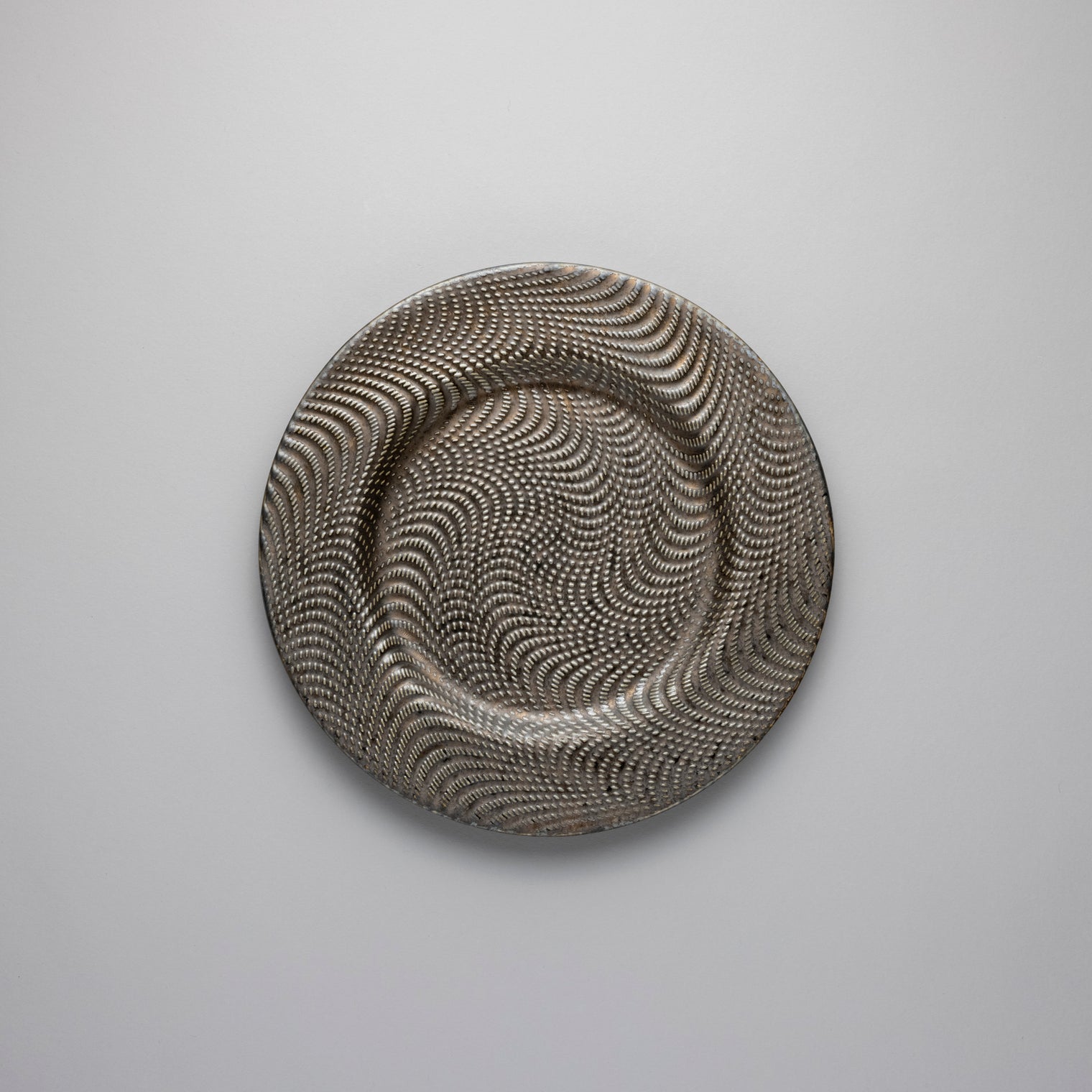Kinkessho Stream Plate, 24.5cm x H2cm