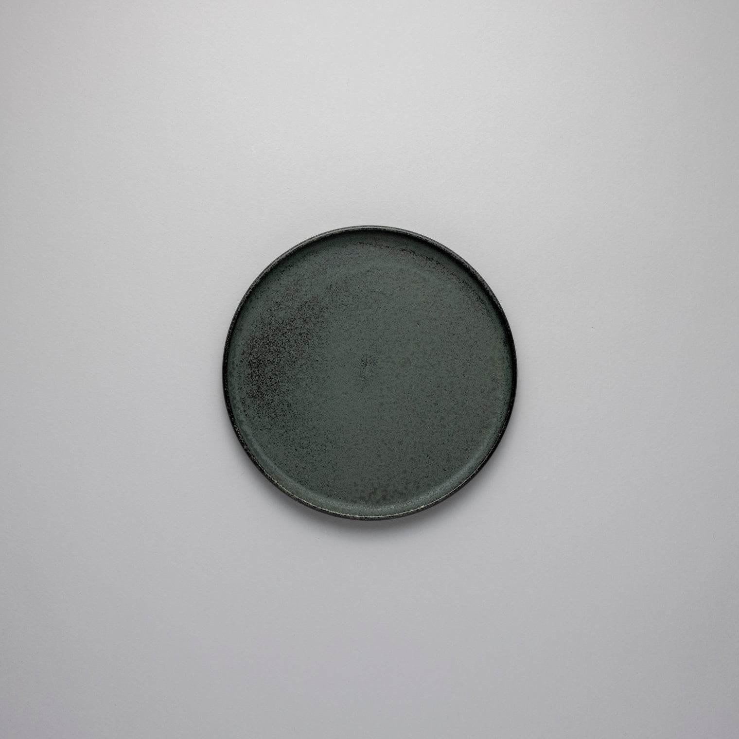 Kokuteki Short Rim Plate, 19cm x 19cm x H1.6cm