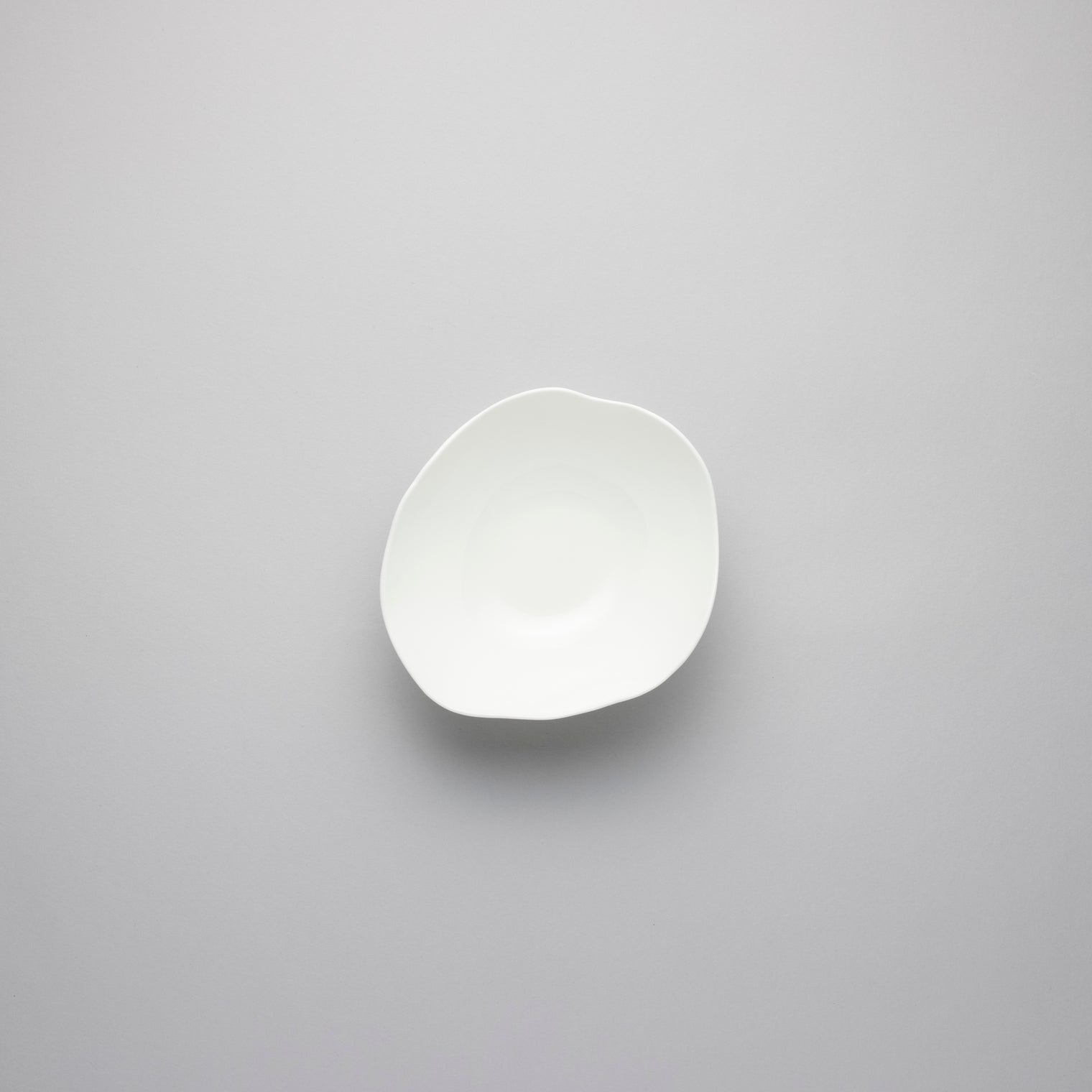 Hachi Boru Bowl, 15cm x H5.5cm, Design by Roos Van de Velde