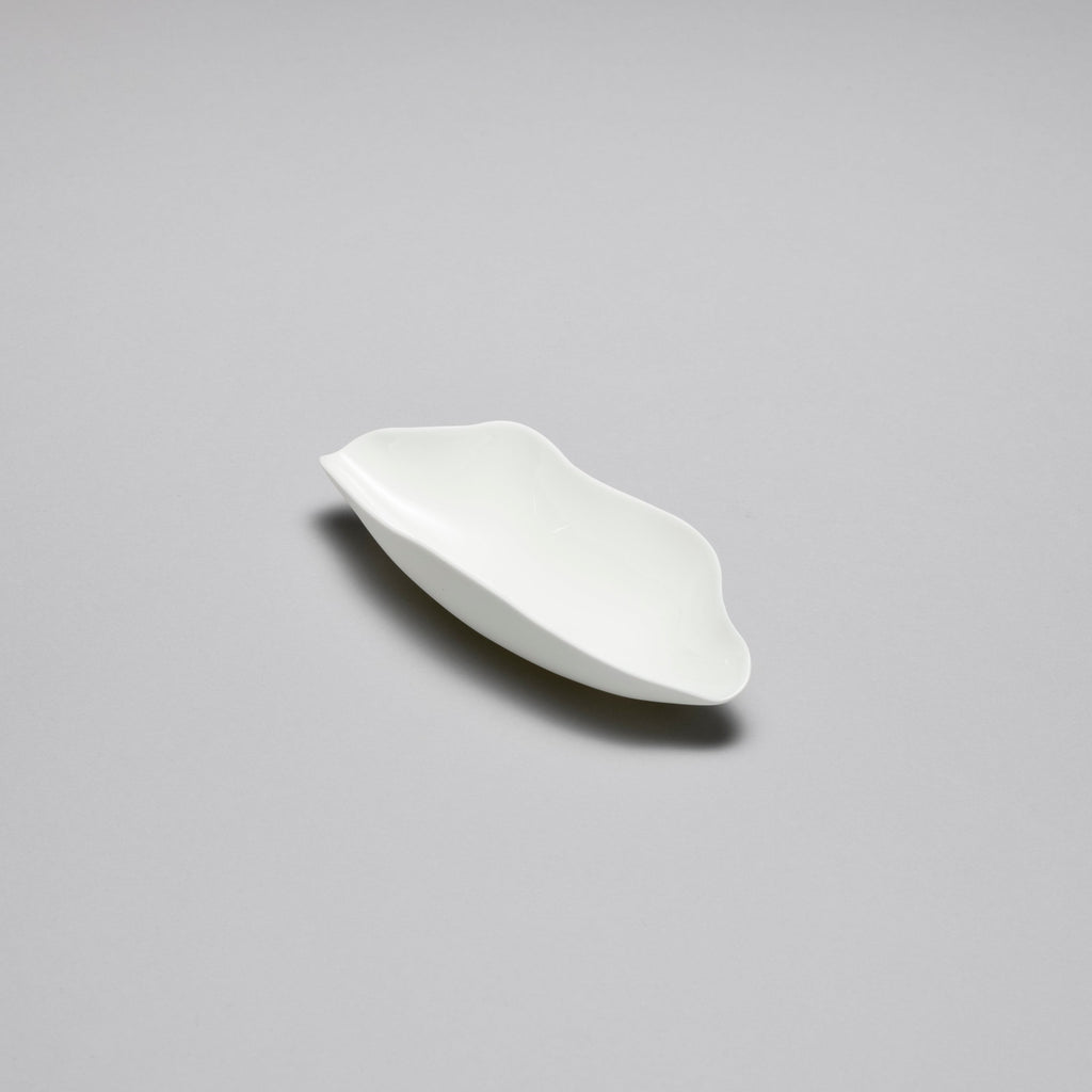 Fungus Plate, 18cm x 8cm, Design by Roos Van de Velde