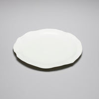 Oval Plate, 31cm x 22.5cm, Design by Roos Van de Velde