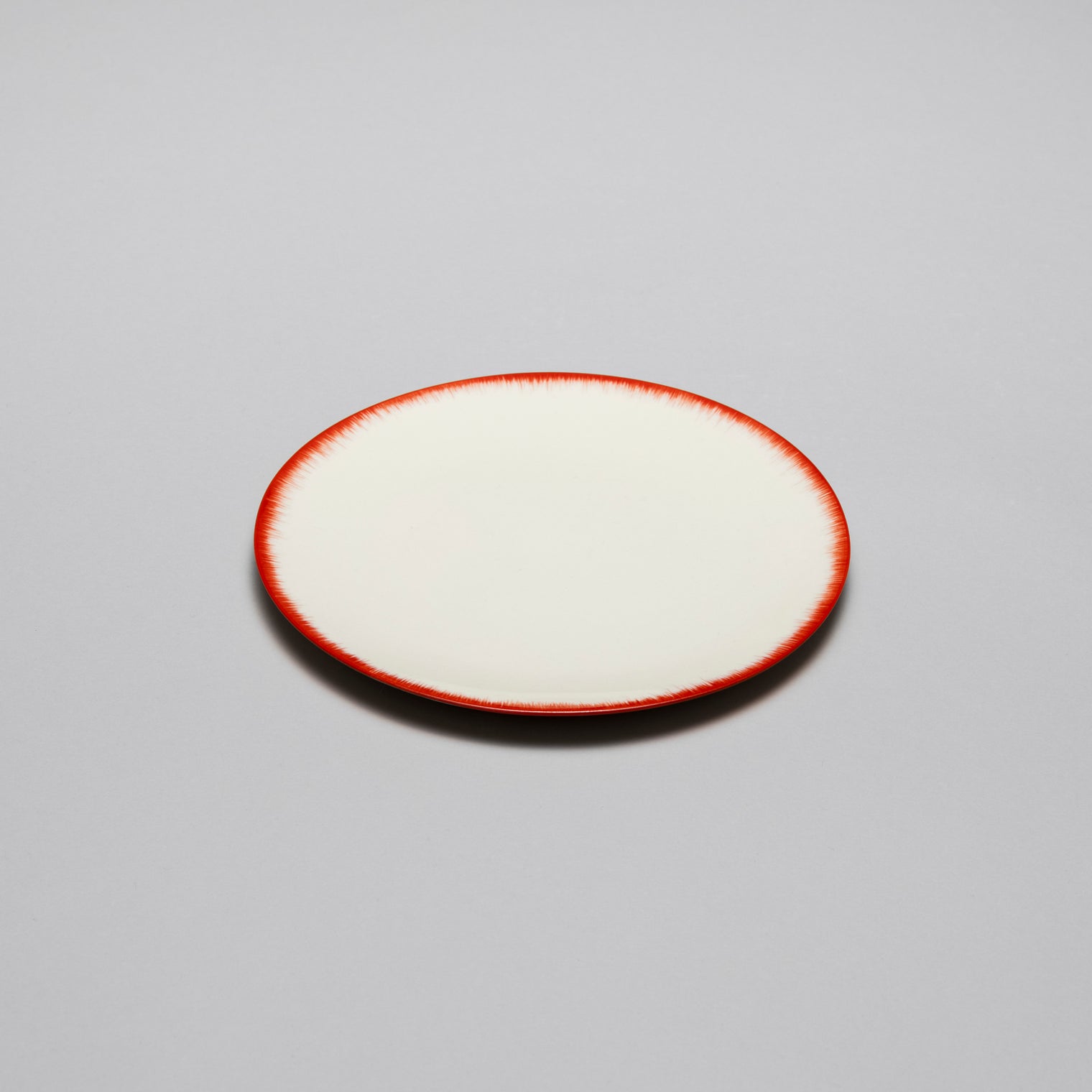 Dinner Plate, 17.5cm, Dé Off-White/Red VAR 2, Design by Ann Demeulemeester
