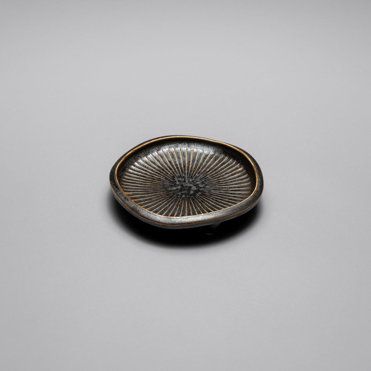 Kujaku Shaved Plate, 16.8cm x H3cm