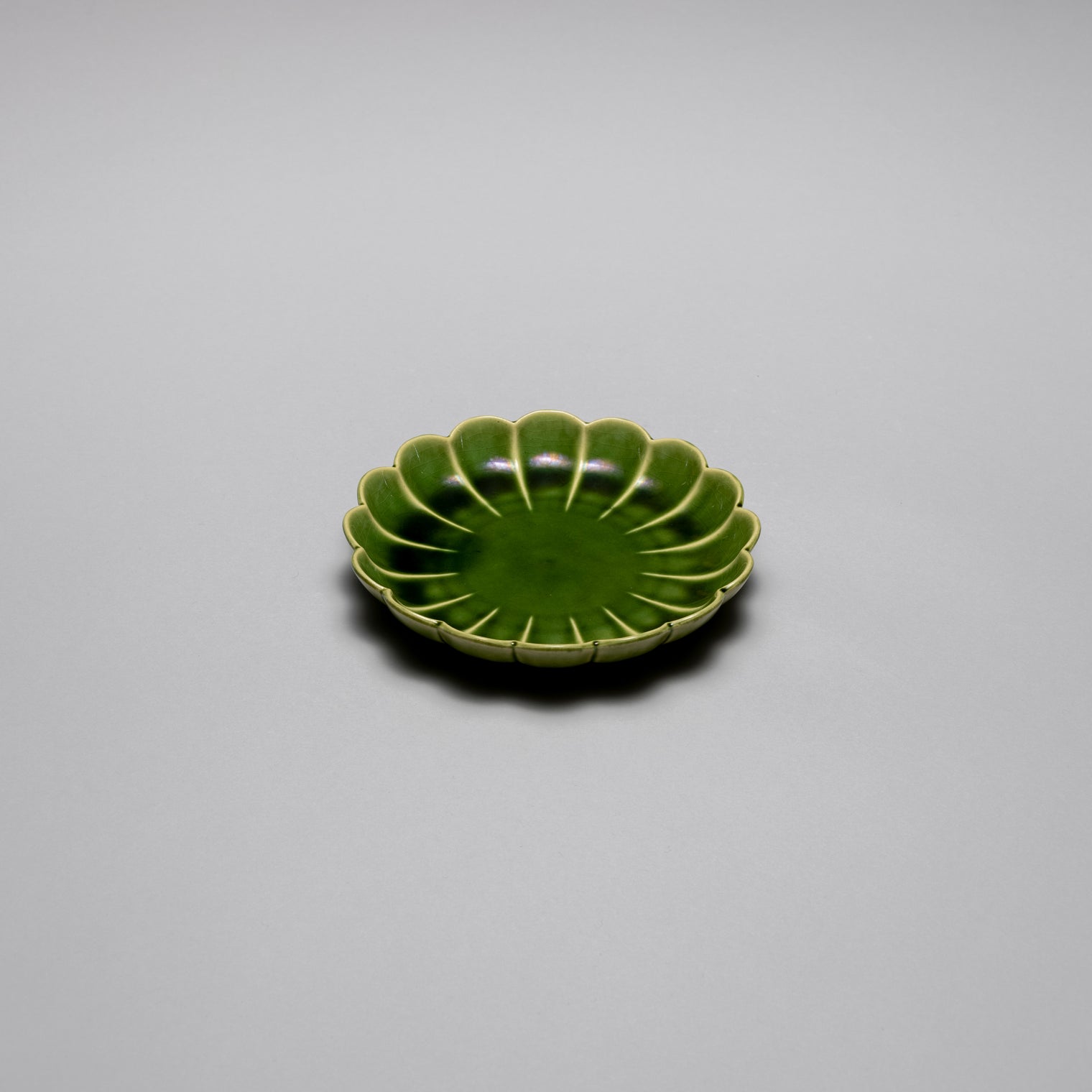 Oribe Kikugata Plate, 16cm x H3cm