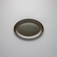 Oval Plate, Green, L25cm x W17.5cm x H1.7cm, Design by Sergio Herman