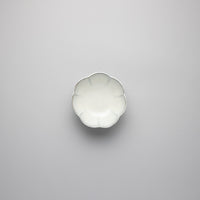Inku Ribbed Bowl, White, 13cm x 13cm x H5cm, Design by Sergio Herman