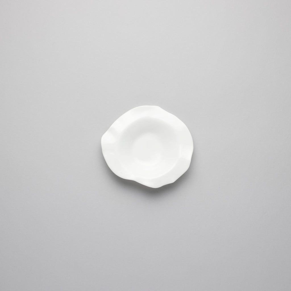 Heaven Plate, 13cm x 11cm, Design by Roos Van de Velde