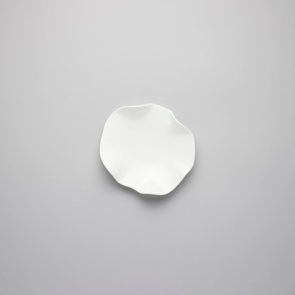 Sara II Dessert Plate, 15.3cm x H3.3cm, Design by Roos Van de Velde