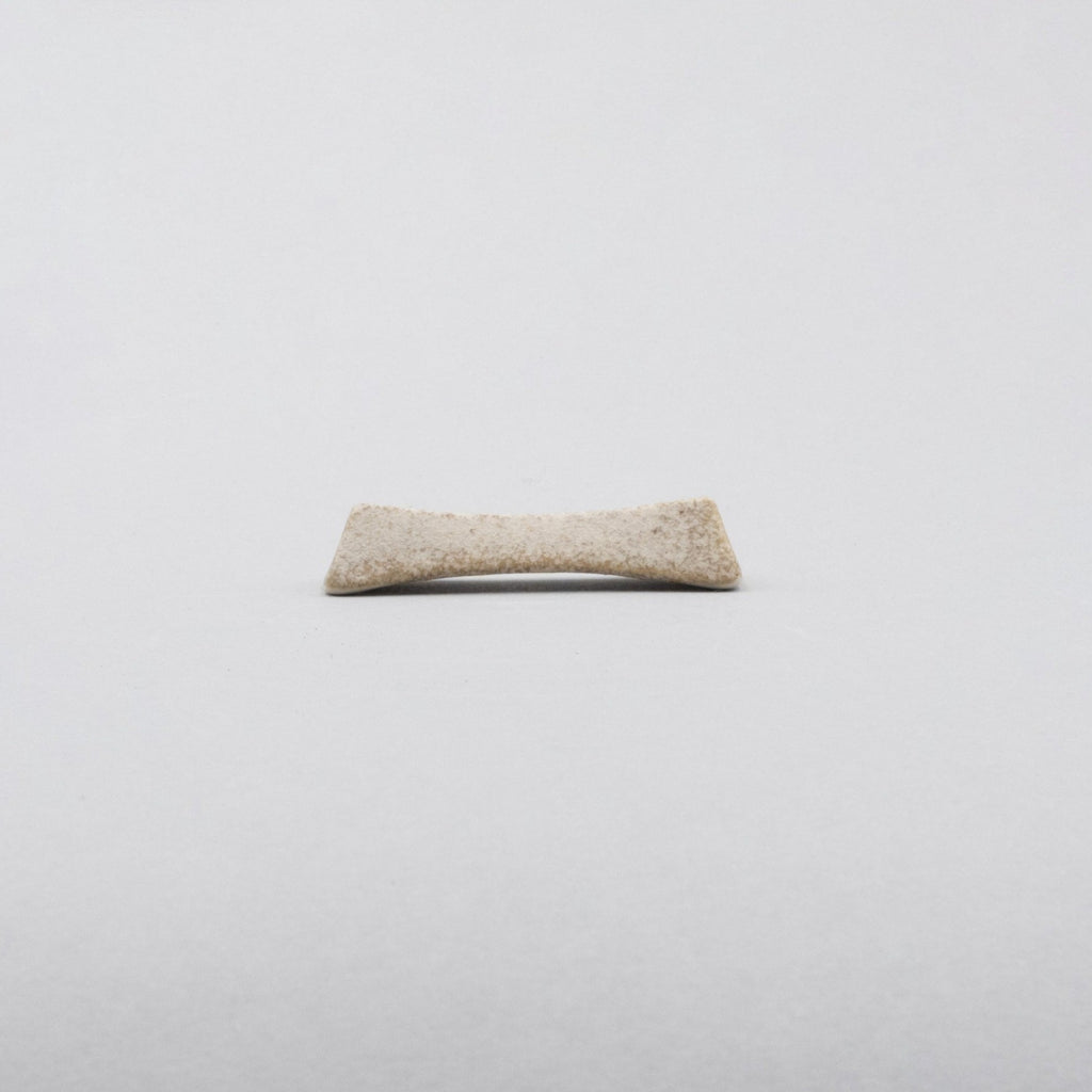 Kigoromo Triangle Chopstick Rest, 7cm x W2cm