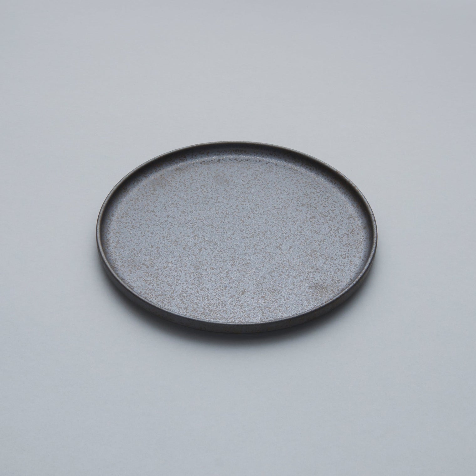 Miroku Short Rim Plate, 19cm x 19cm x H1.6cm
