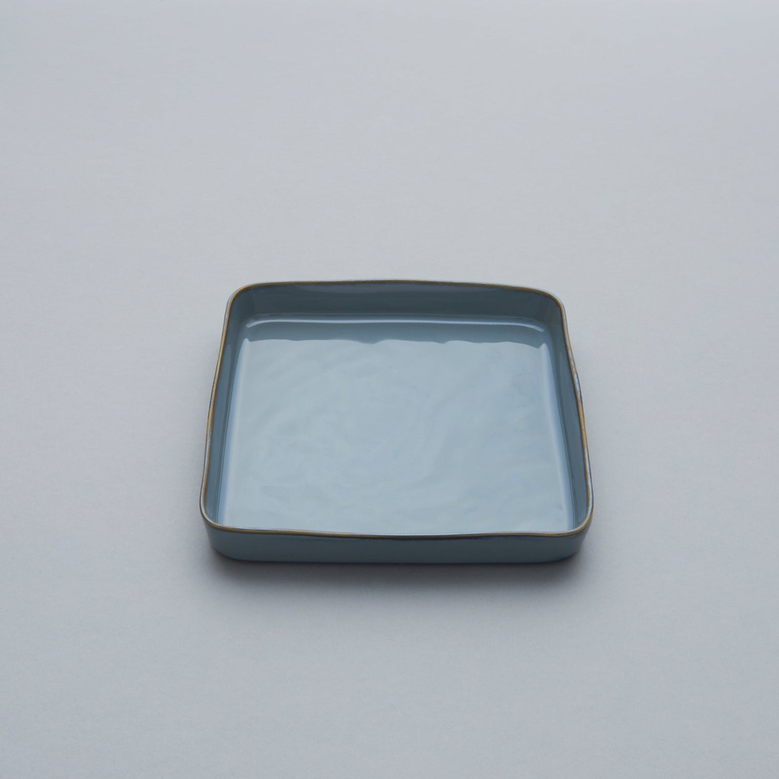 Square Plate, Smokey Blue, 18cm x 18cm x 2.4cm, Design by Anita Le Grelle